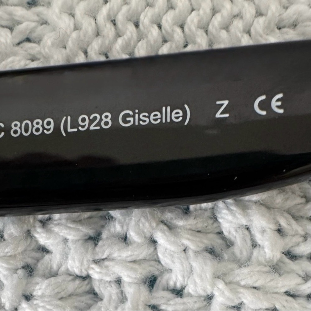 Coach Like New Gisele Sunglasses With Case for Women - Picture 4 of 4